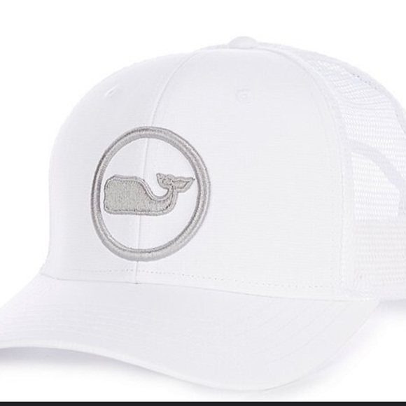 Vineyard Vines Other - Vineyard Vines performance embroidered logo whale dot adjustable trucker cap